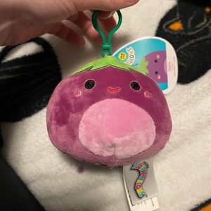 Glena Squishmallows Clip